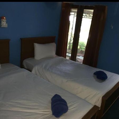 The Lazy Bar And Guesthouse Krabi town Buitenkant foto