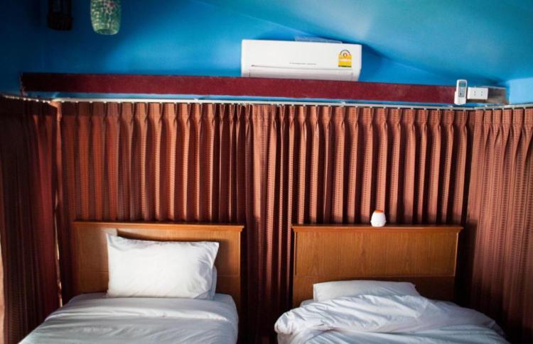 The Lazy Bar And Guesthouse Krabi town Buitenkant foto