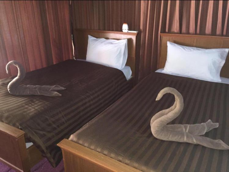 The Lazy Bar And Guesthouse Krabi town Buitenkant foto